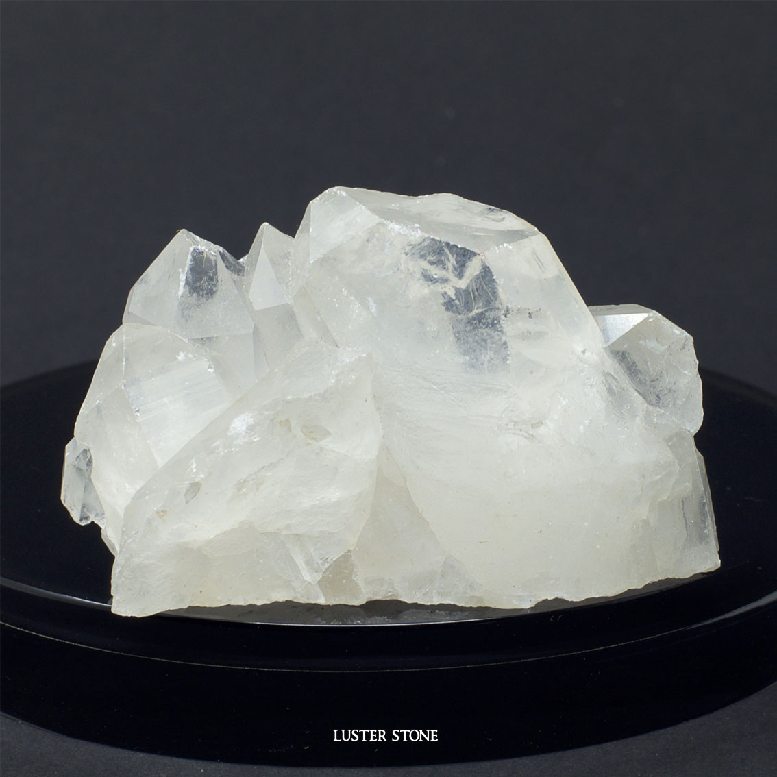 クォーツ 水晶 天然石 原石 鉱物 鉱石標本 楽天市場】クォーツ水晶 【鉱物標本 数量限定】 置物(台付き