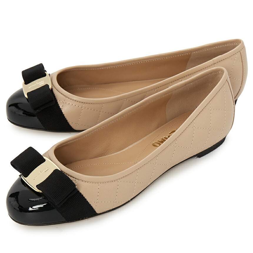 フェラガモ VARINA NERO 0574556 レディース フラットシューズ フェラガモ VARINA NERO 0574556 レディース フラットシューズ
