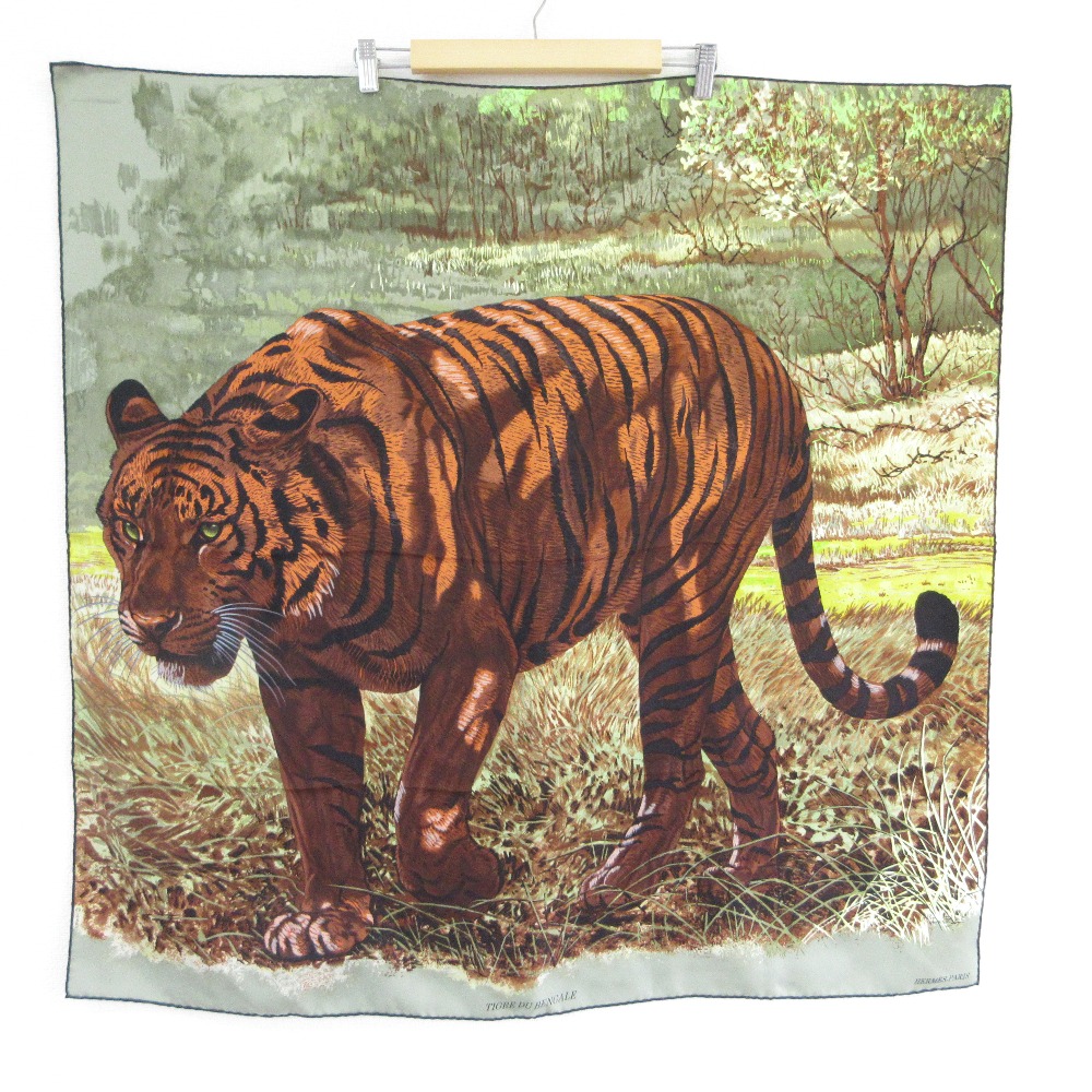 【新品未使用】エルメス　HERMES☆虎柄シルクスカーフ　Tiger  エルメス HERMES カレ90 王者の虎 TIGER ROYAL スカーフ シルク