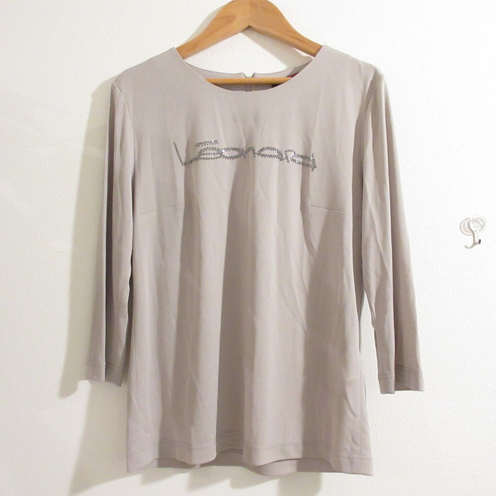 極美品 希少デザイン レオナール カットソー 長袖 カンカン 袖ラインストーン LEONARD（カットソー(長袖/七分)）のフリマアイテム一覧