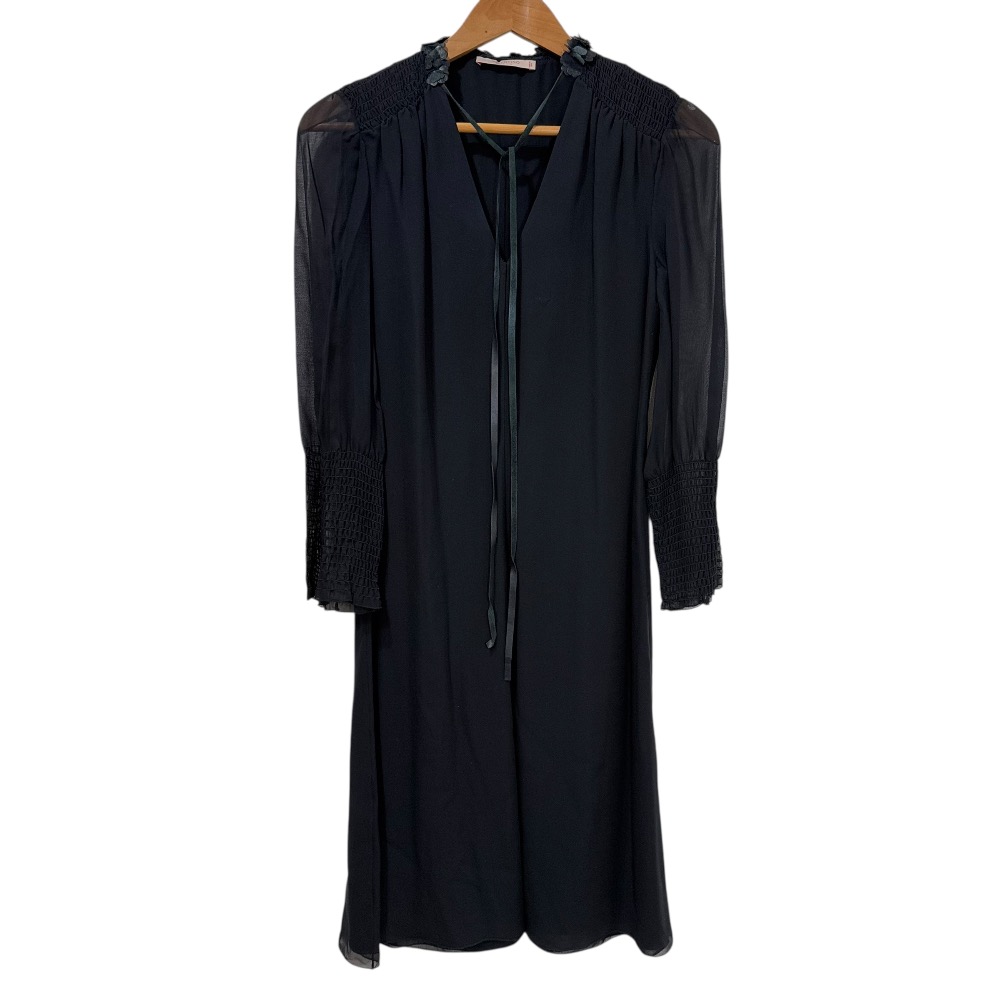 【VALENTINO】ブラック フレア袖ワンピース　美品 VALENTINO】ブラック フレア袖ワンピース 美品 VALENTINO バレンチノ