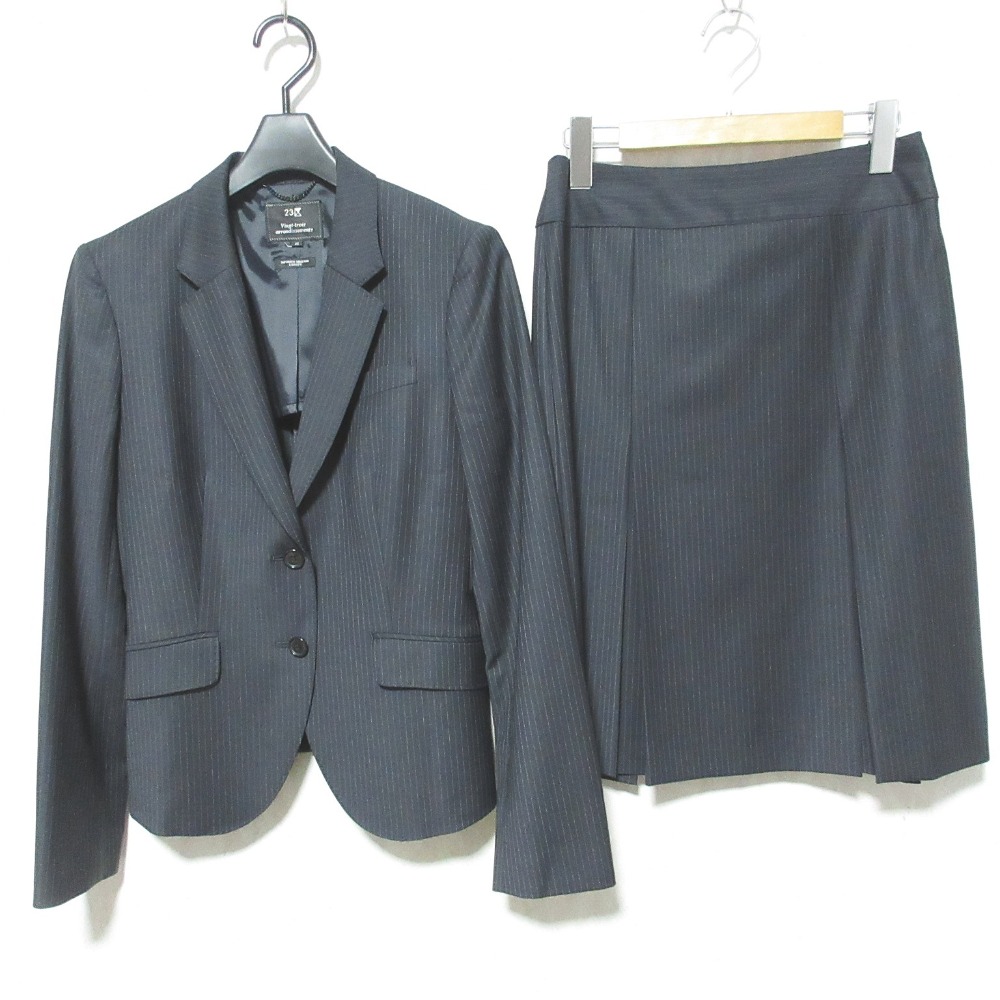 美品✨23区 40 ストレッチ　1B スカートスーツ　トラベルスーツ　濃紺 楽天市場】美品【中古】23区 スカートスーツ スーツ レディース