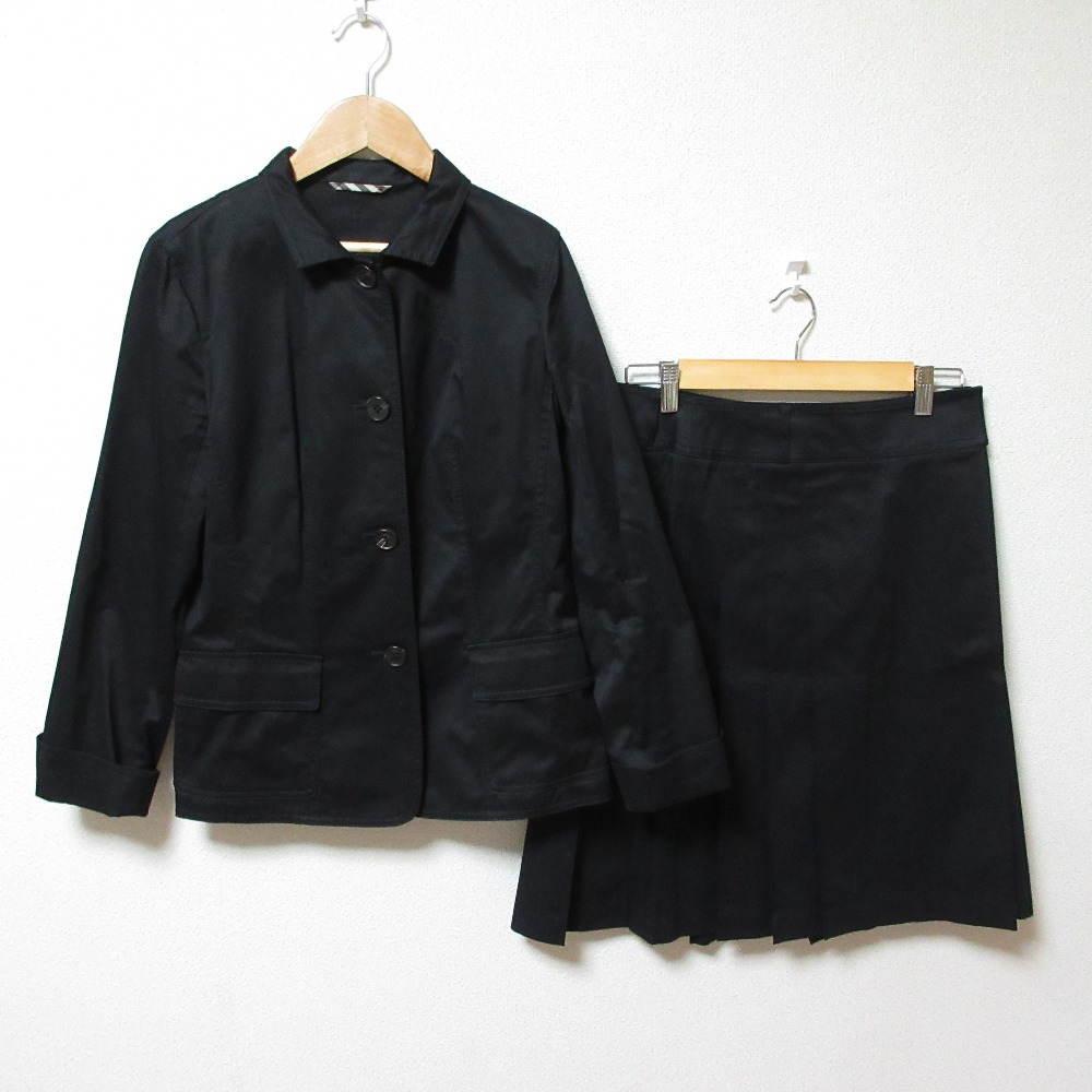 【美品】 BURBERRYLONDON スカートスーツ 黒 42 40 三陽商会 美品】 BURBERRYLONDON スカートスーツ 黒 42 40 三陽商会