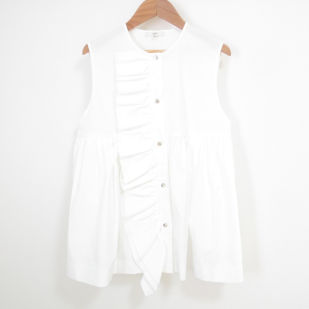 美品✨yori ヨリ　圧縮セーラーカラーベスト　ホワイト　ジレ　ニット 美品✨yori ヨリ 圧縮セーラーカラーベスト ホワイト ジレ ニット