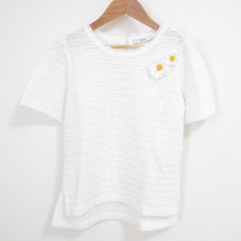 【中古】未使用 25SS Rene ルネ コサージュ付き 半袖 ラメニット フリンジ カットソー Tシャツ 6522060 サイズ34 ホワイト レディース Luxs ブランド古着のリュクス