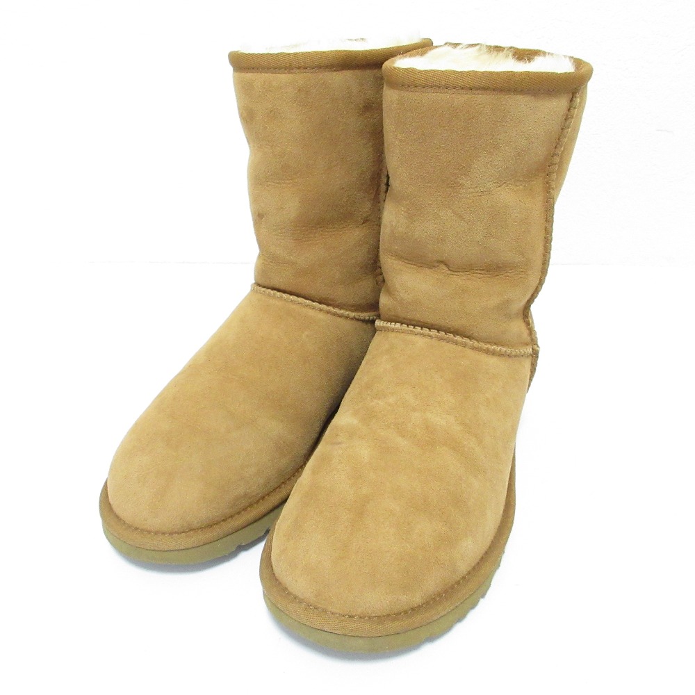 【中古】美品 UGG Australia アグオーストラリア CLASSIC SHORT クラシックショート ムートンブーツ ショートブーツ 5825 23cm キャメル レディース Luxs ブランド古着のリュクス｜Luxs（ブランド古着のリュクス） 7,168円