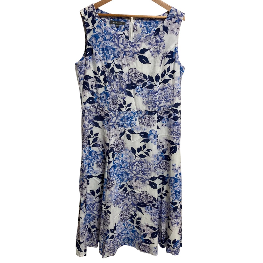 美品 大きいサイズ ローラアシュレイ ノースリーブワンピース 花柄 XL LAURA ASHLEY - ☆美品☆ローラアシュレイ LAURAASHLEY☆花柄