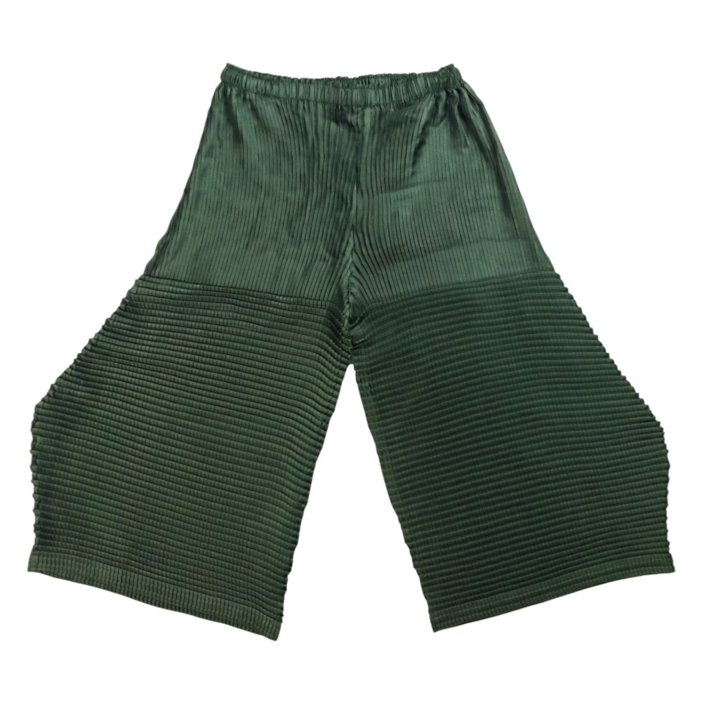 美品☆me ISSEY MIYAKE ミーイッセイミヤケ 25SS MI52KF377 デザイン  
