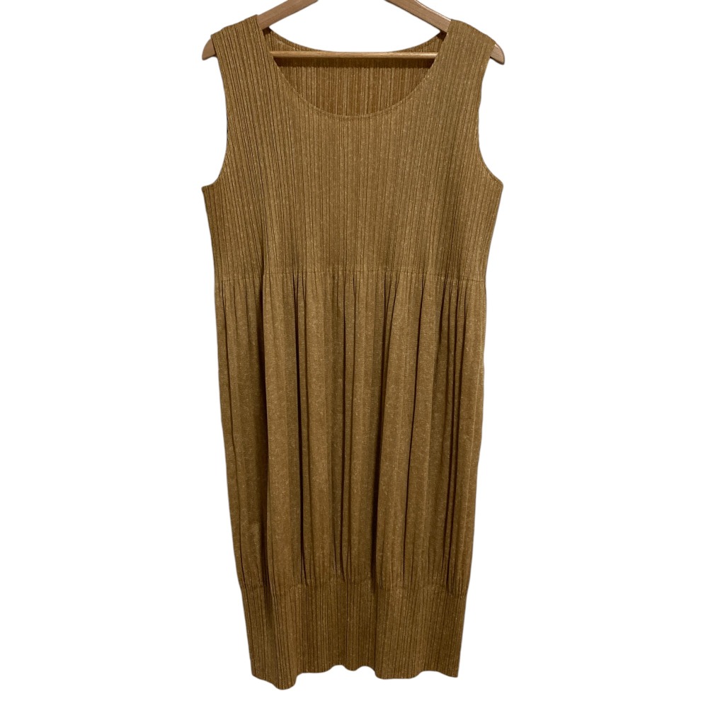 PLEATS PLEASE ブラウンノースリーブトップス　サイズ3 PLEATS PLEASE プリーツプリーズ】ノースリーブトップス（サイズ