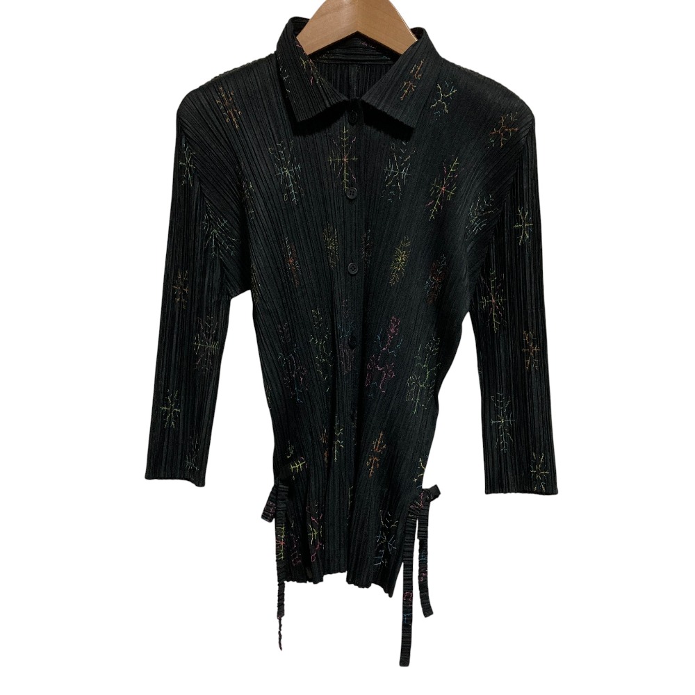【中古】美品 PLEATS PLEASE ISSEY MIYAKE プリーツプリーズ イッセイミヤケ 雪の結晶 エンブロイダリーシャツ PP53-JJ722 サイズ3 ブラック レディース Luxs ブランド古着のリュクス 12,861円