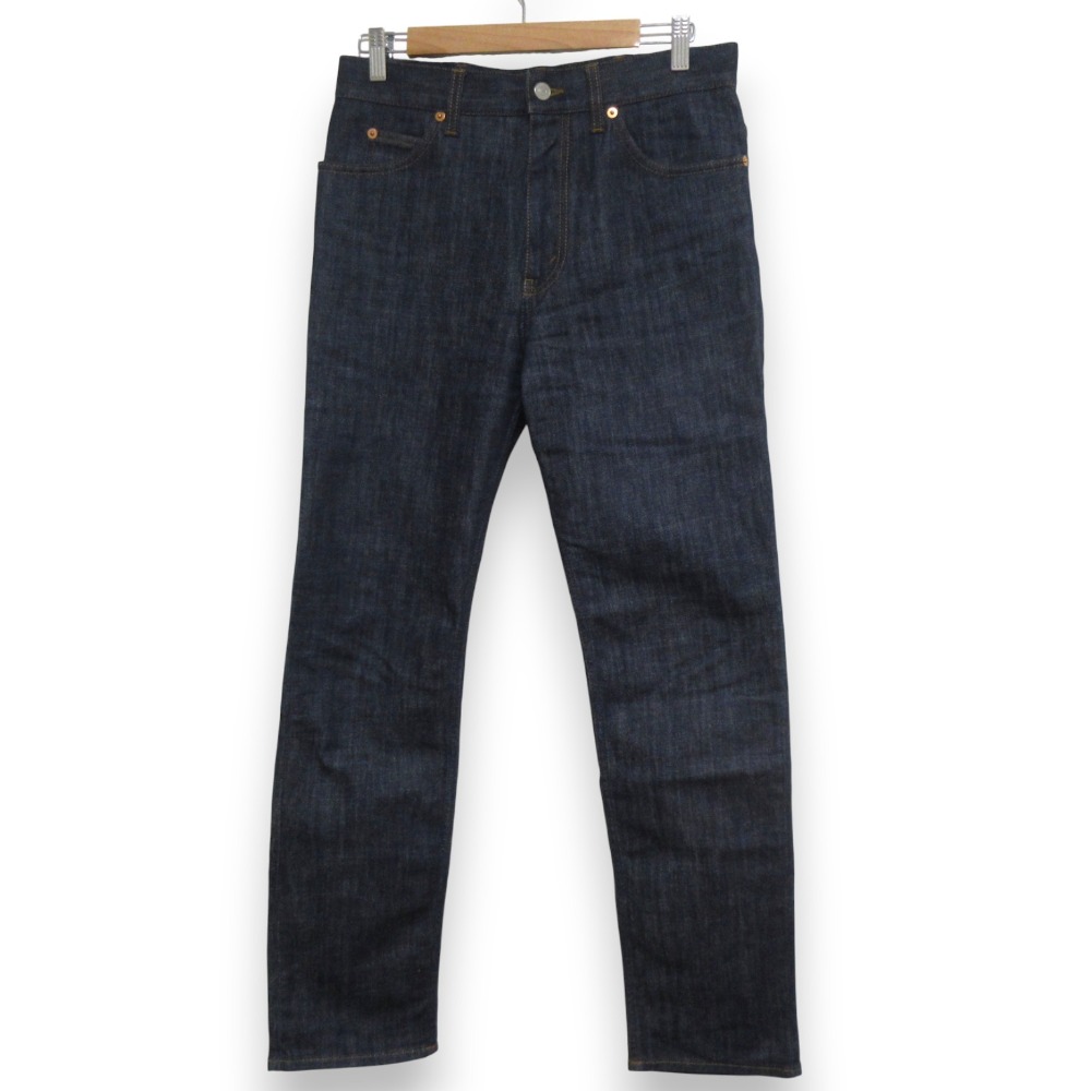 GUCCIグッチ グレージーンズ スワロロゴ付ストレートデニム24 楽天市場】GUCCI(グッチ) サイズ:36 24SS バギーデニムパンツ