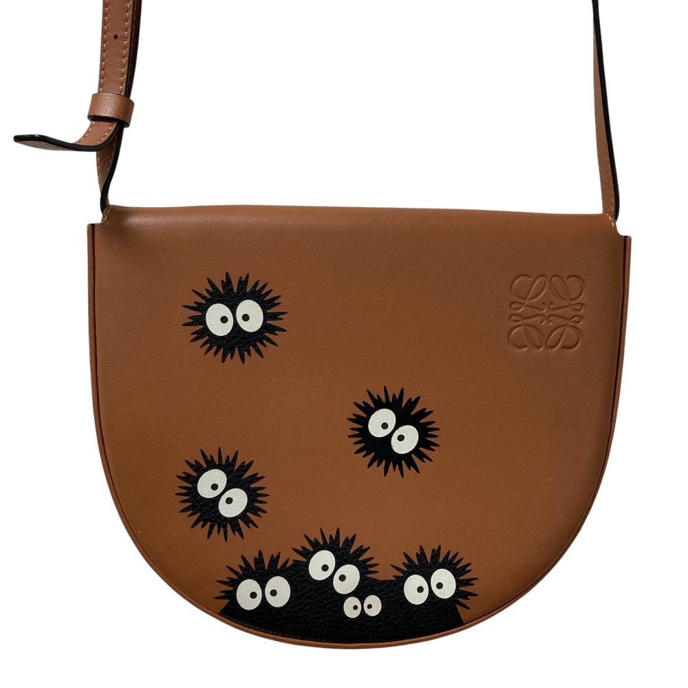 ロエベ　スタジオジブリ ショルダーバッグ 楽天市場】【美品】ロエベ × スタジオ ジブリ 【 LOEWE × STUDIO