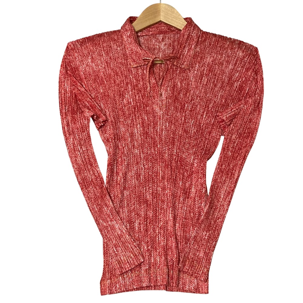 【中古】美品 PLEATS PLEASE ISSEY MIYAKE プリーツプリーズ イッセイミヤケ 転写プリント ロングスリーブ シャツ PP92-JK073 サイズ4 レッド レディース Luxs ブランド古着のリュクス
