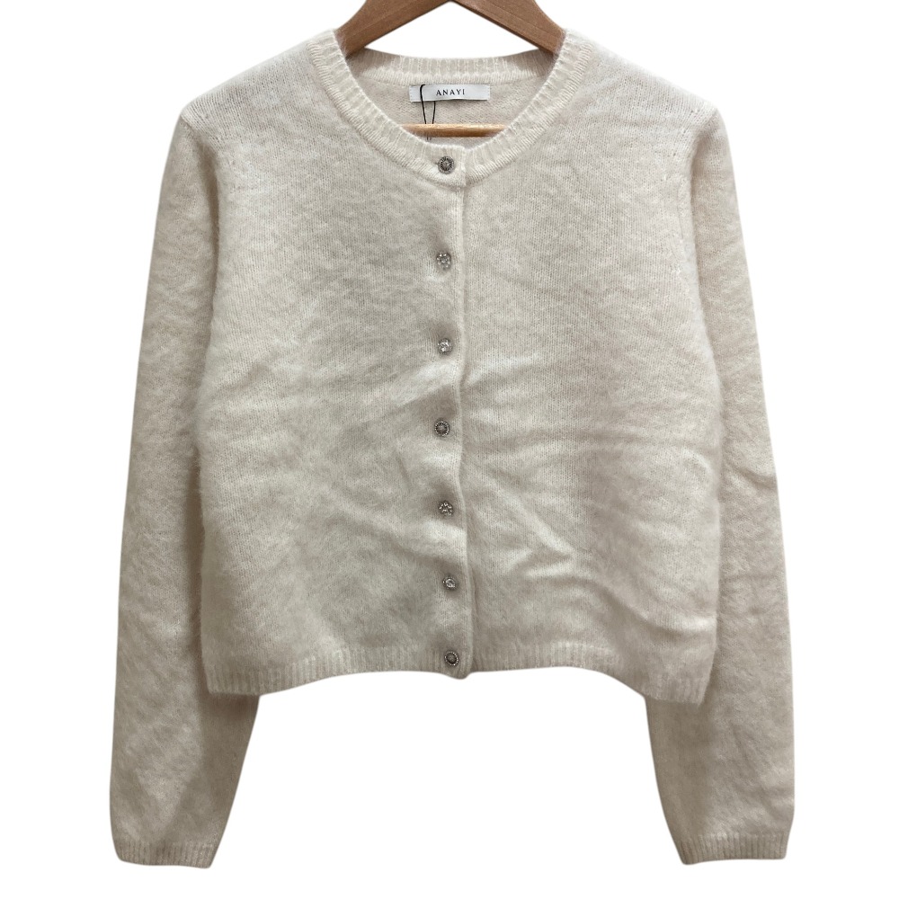 【中古】未使用 24AW ANAYI アナイ フラッフィアソート釦ショート ウールカシミヤ カーディガン SIZE38 オフホワイト レディース Luxs ブランド古着のリュクス｜Luxs（ブランド古着のリュクス）