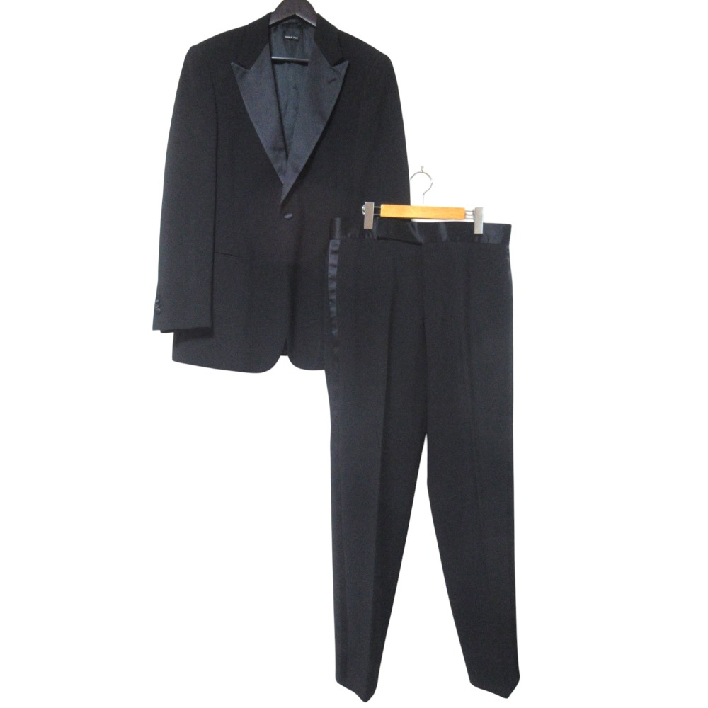 【中古】美品 GIORGIO ARMANI ジョルジオアルマーニ タキシード テーラードジャケット+スラックスパンツ セットアップ サイズ52 ブラック メンズ Luxs ブランド古着のリュクス
