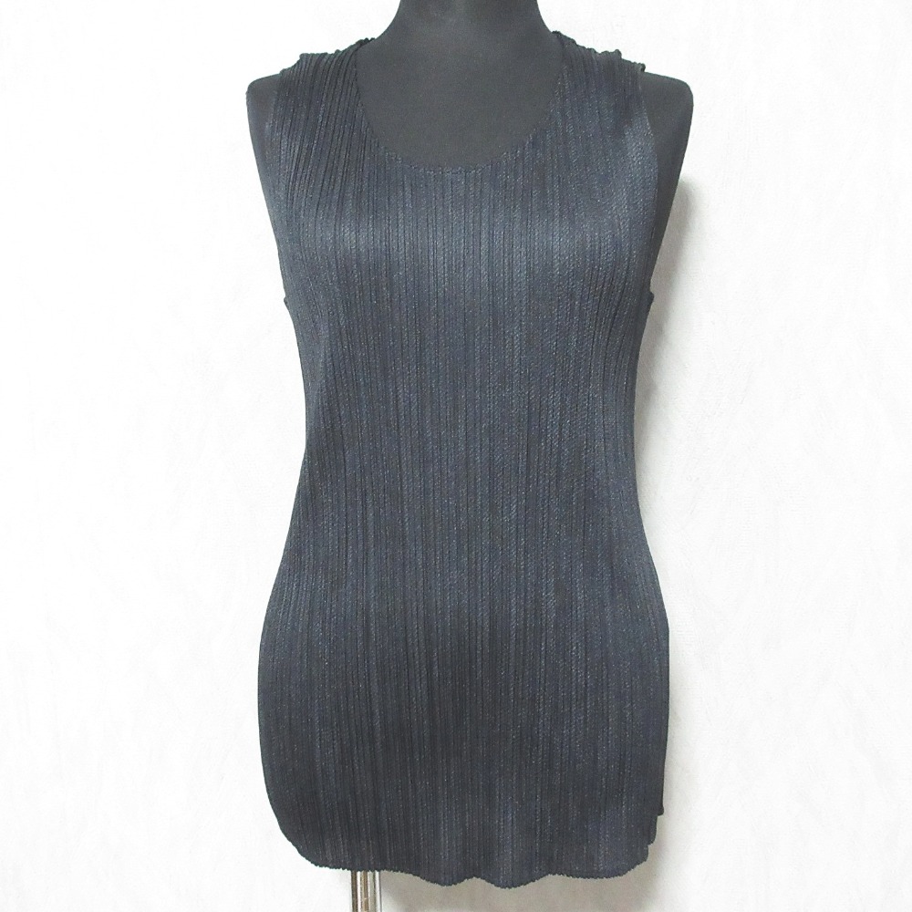 【中古】美品 PLEATS PLEASE プリーツプリーズ イッセイミヤケ デニム転写プリント ノースリーブブラウス PP04-JK200 サイズ4 ダークネイビー レディース Luxs ブランド古着のリュクス