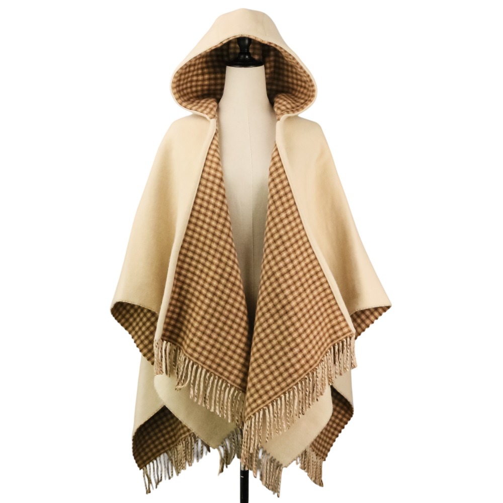 【中古】美品 FENDI フェンディ カシミアブレンド フード付ケープ ストール FXX722 AHR1 サイズTU ベージュ レディース Luxs ブランド古着のリュクス｜Luxs（ブランド古着のリュクス）