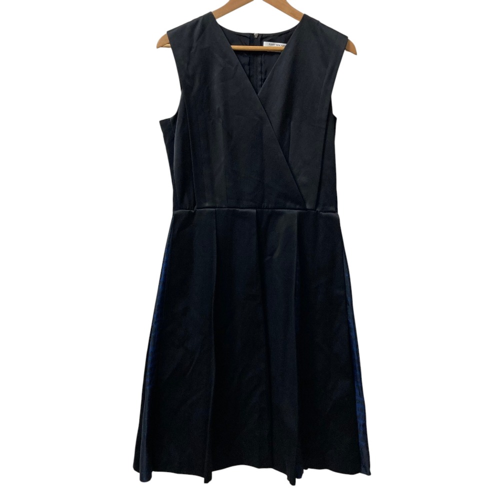 【中古】美品 FOXEY NEW YORK フォクシーニューヨーク シルクプリント切替 プリーツ カシュクール ワンピース 34731 サイズ42 ブラック レディース Luxs ブランド古着のリュクス｜Luxs（ブランド古着のリュクス）