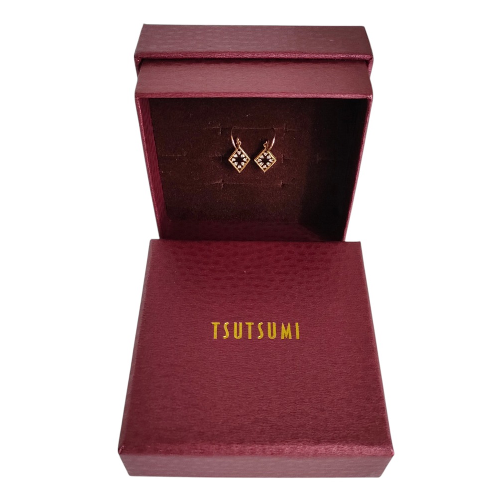 【中古】新品同様 TSUTSUMI ツツミ ダイヤモンド ロンバス ひし形 フックピアス K10 アクセサリー 箱付き ゴールド レディース Luxs ブランド古着のリュクス|Luxs(ブランド古着のリュクス)