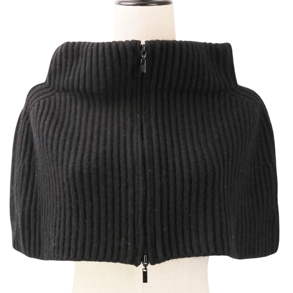 【中古】美品 FOXEY フォクシー Trulli カシミヤニットケープ ポンチョ 38832 ブラック レディース Luxs ブランド古着のリュクス|Luxs(ブランド古着のリュクス)