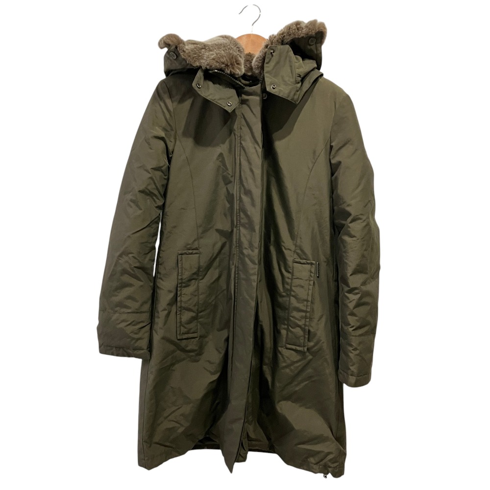 【中古】美品 WOOLRICH ウールリッチ BOW BRIDGE COAT ボウブリッジ ダウンコート 1502259 サイズXS カーキ レディース Luxs ブランド古着のリュクス｜Luxs（ブランド古着のリュクス）