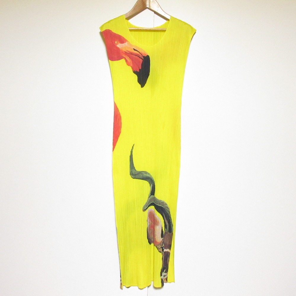 【中古】良品 PLEATS PLEASE ISSEY MIYAKE プリーツプリーズ イッセイミヤケ フラミンゴプリント ロングワンピース PP51-JH777 size3 イエロー レディース Luxs ブランド古着のリュクス|Luxs(ブランド古着のリュクス)