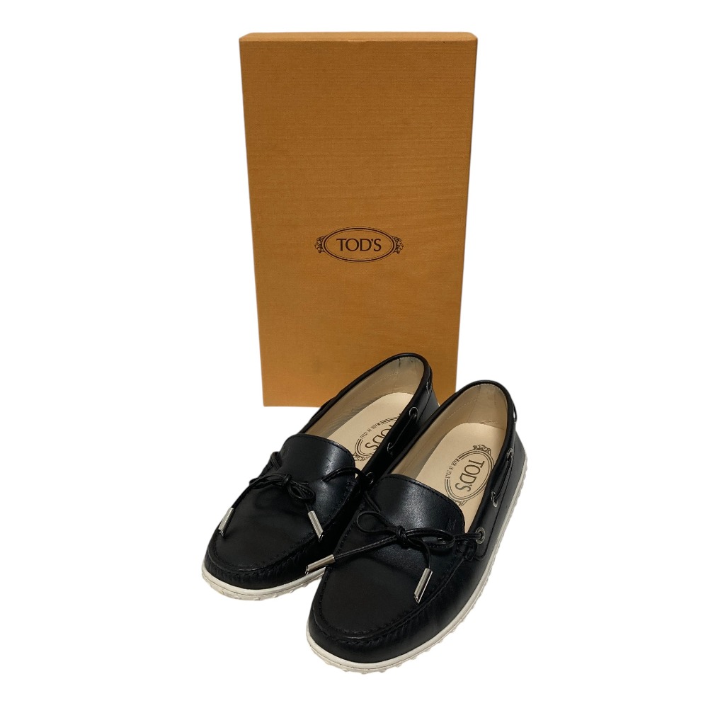 【中古】良品 TOD'S トッズ ゴンミーニ レザー ローファー モカシン デッキシューズ 37 24cm相当 ブラック レディース Luxs ブランド古着のリュクス｜Luxs（ブランド古着のリュクス） 8,855円