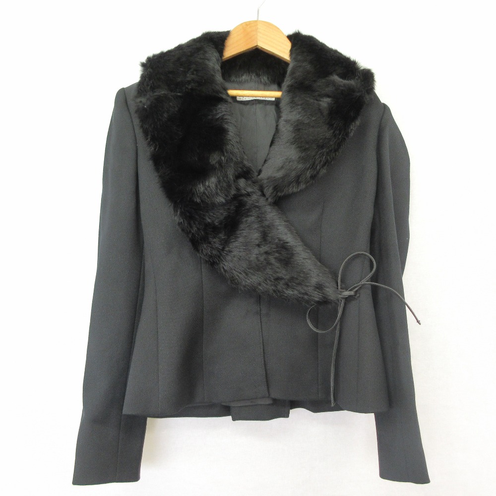 【中古】美品 EMPORIO ARMANI エンポリオアルマーニ ヴィンテージ ラビットファー装飾 ショートコート ジャケット サイズ40 ブラック レディース Luxs ブランド古着のリュクス｜Luxs（ブランド古着のリュクス）