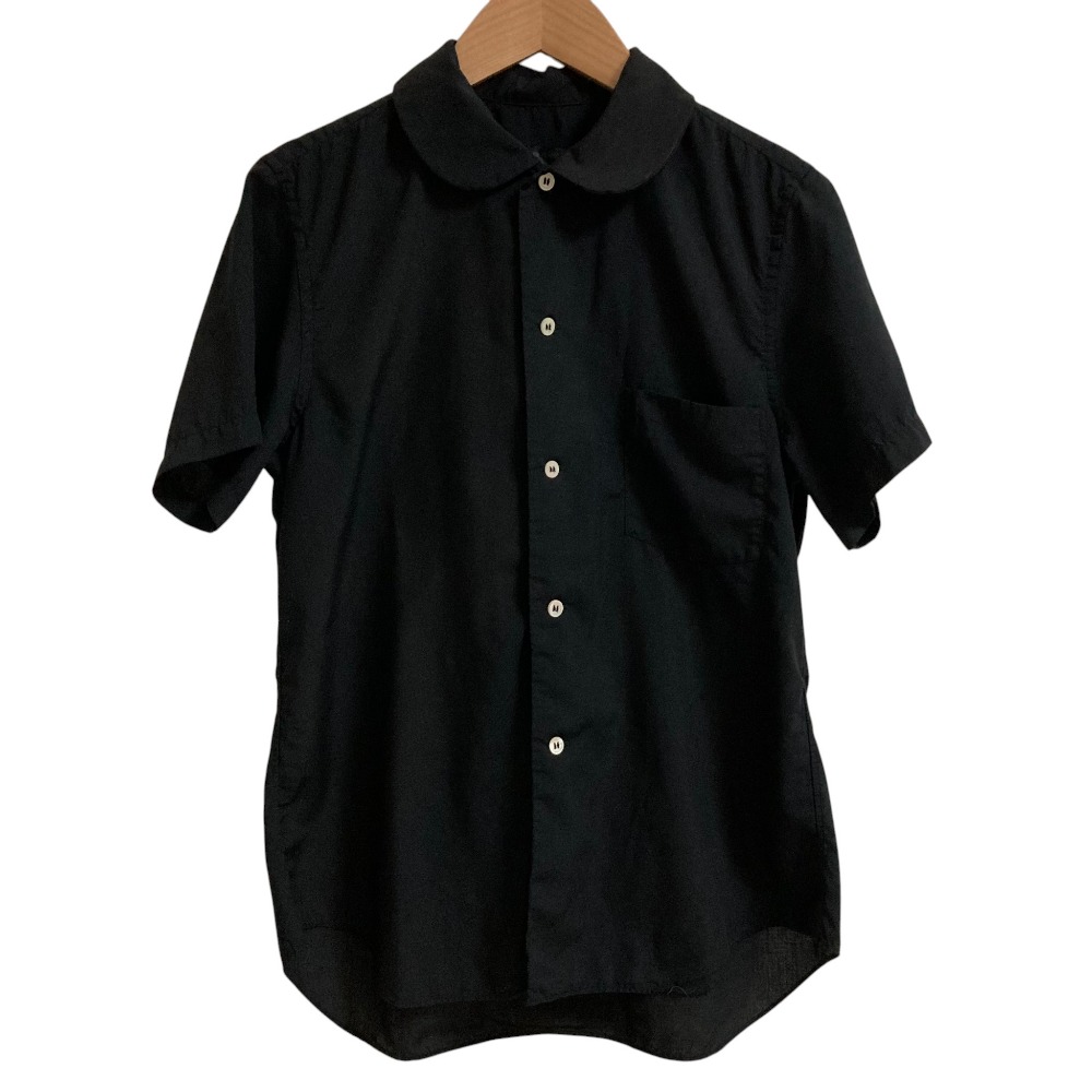 【中古】良品 COMME des GARCONS コムコム コムデギャルソン ラウンドカラー 丸襟 ショートスリーブ シャツ RS-B024 サイズS ブラック レディース Luxs ブランド古着のリュクス｜Luxs（ブランド古着のリュクス）
