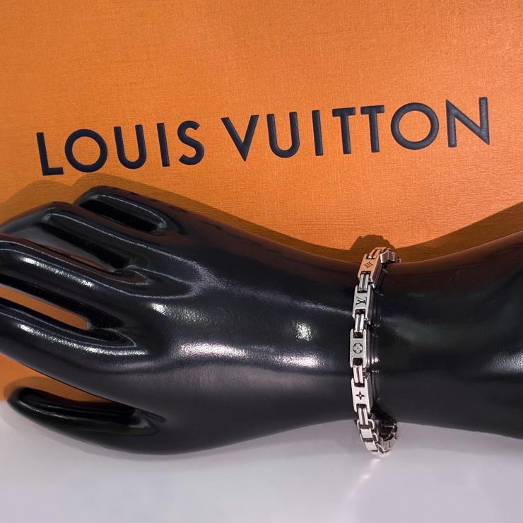 LOUIS VUITTON ルイヴィトン M1149M LV仕立て屋 腕輪 付属物 AG925  しろがね色 M ★美品★