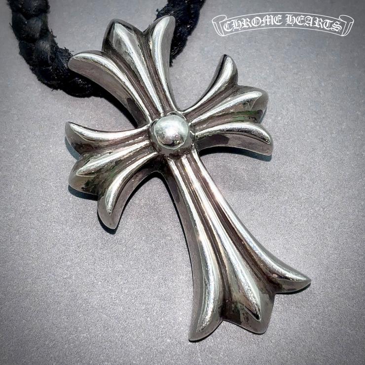 CHROME HEARTS クロムハーツ CHクロス ペンダント ネックレス レザーブレイド ボロチップ アクセサリー シルバー Silver 925 ★人気高騰中★｜LUXTOKYO