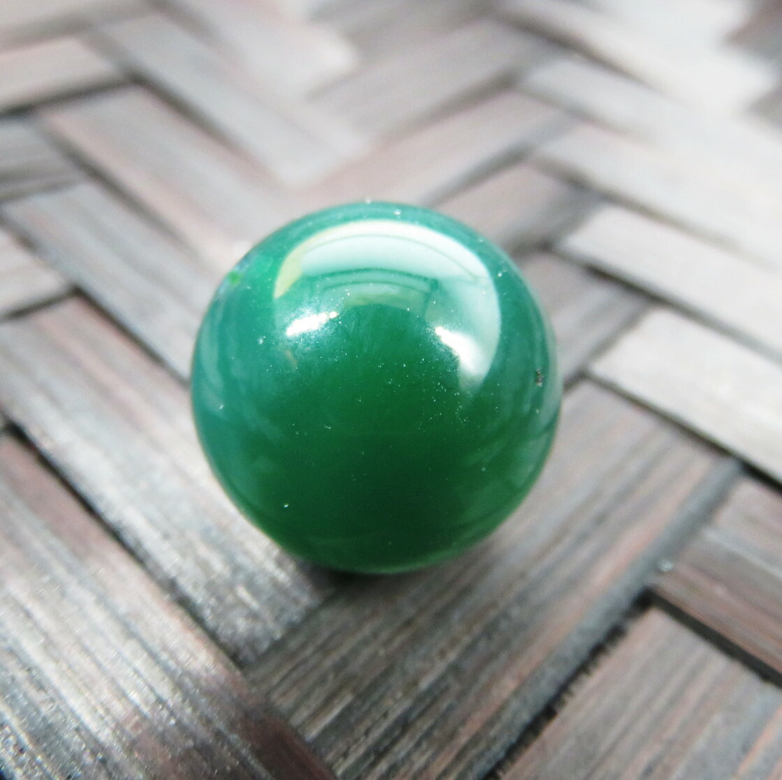 ★大放出セール★絆を強める石【12mmグリーンアゲート『瑪瑙』ラウンド連】❤ 楽天市場】【無穴】グリーンアゲート［緑瑪瑙］・天然石の丸玉◇12mm玉