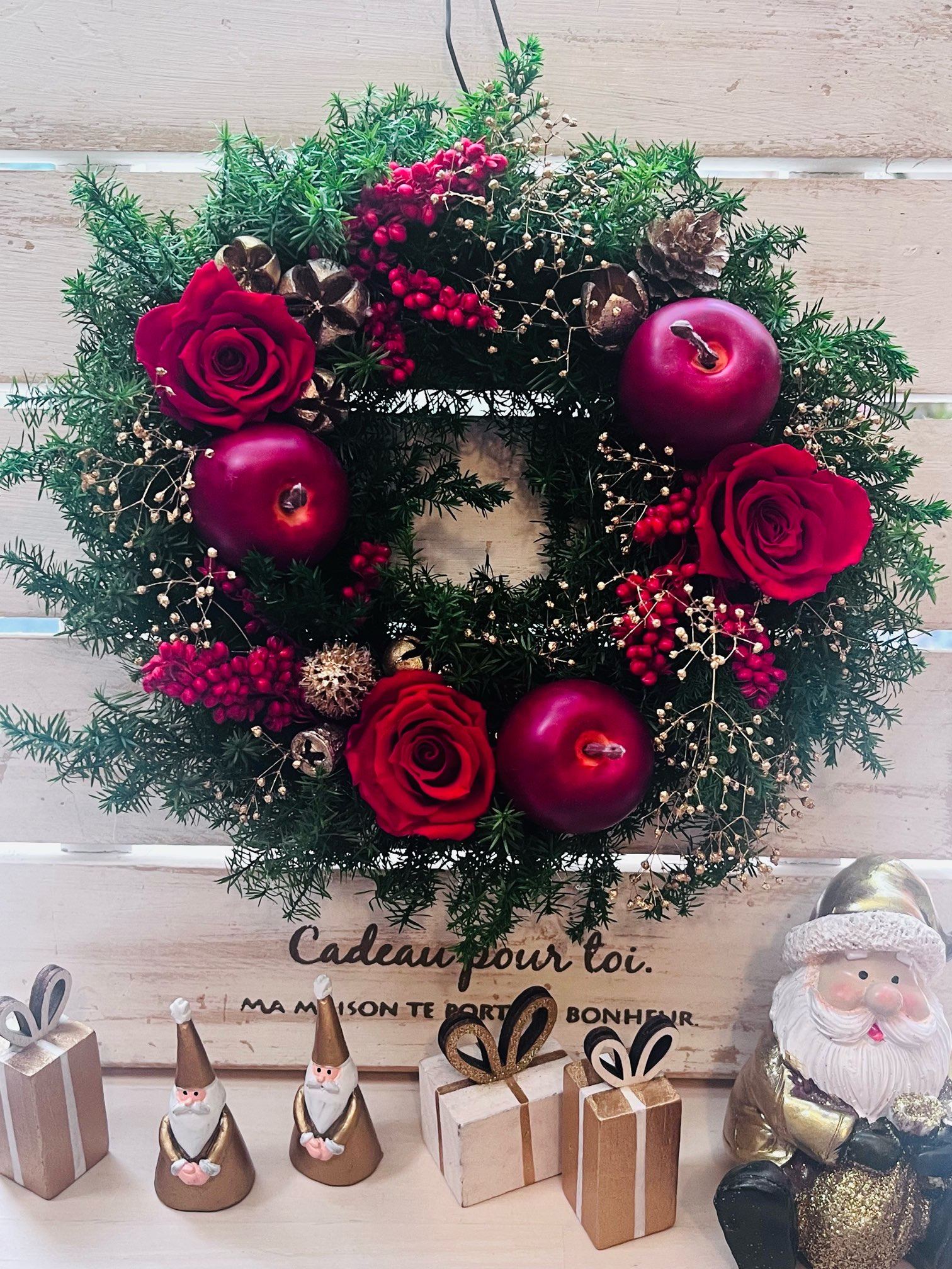 楽天市場】プリザーブドフラワー クリスマスリース【赤バラの