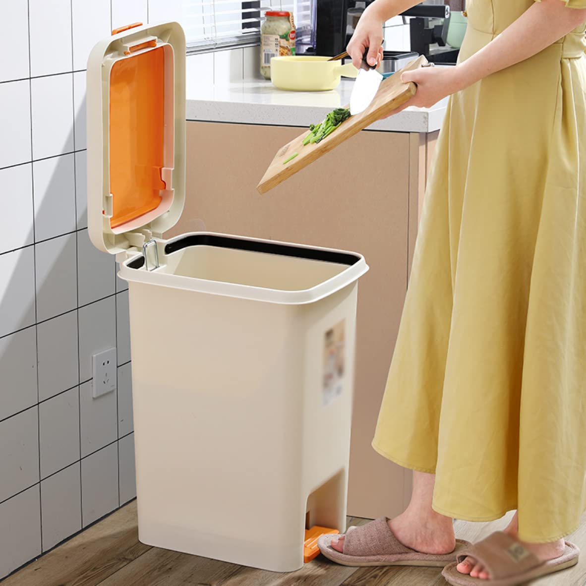 ゴミ箱 ペダル おしゃれ は無臭で密閉 ゴミ箱 スリム キッチン ふた付き ペダル 分別 8リットル ダストボックス ペール 角型 トラッシュボックス ペダル式 和室 リビングルーム トラッシュカン