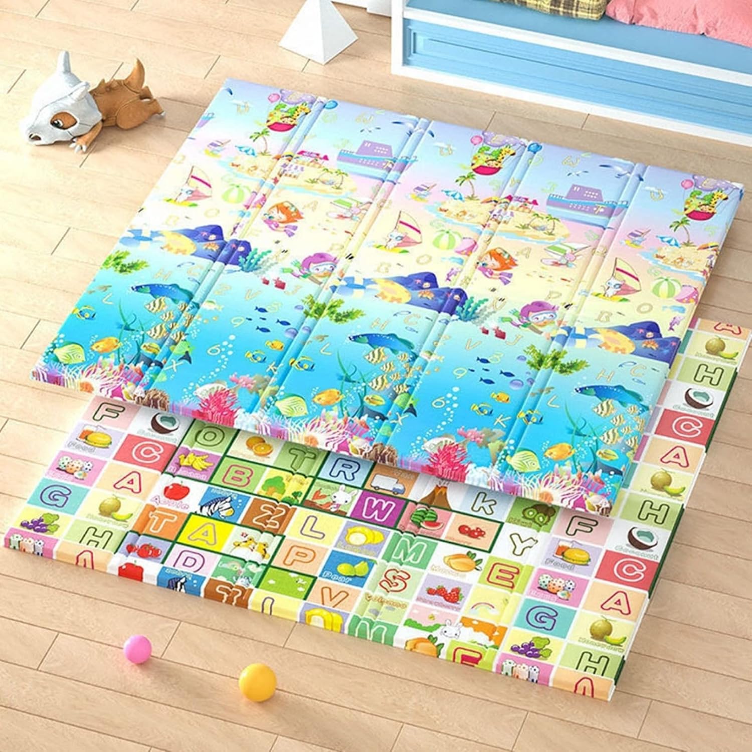 【25%OFFクーポン】プレイマット 200*180*1cm キッズ用プレイマット プレイマット 折り畳み式 学べる 遊び 可愛い 両面使用可 衝撃緩和 転倒防止 ベビー 薄手 清掃簡単 防水 防音 安全 無毒 無味 出産祝