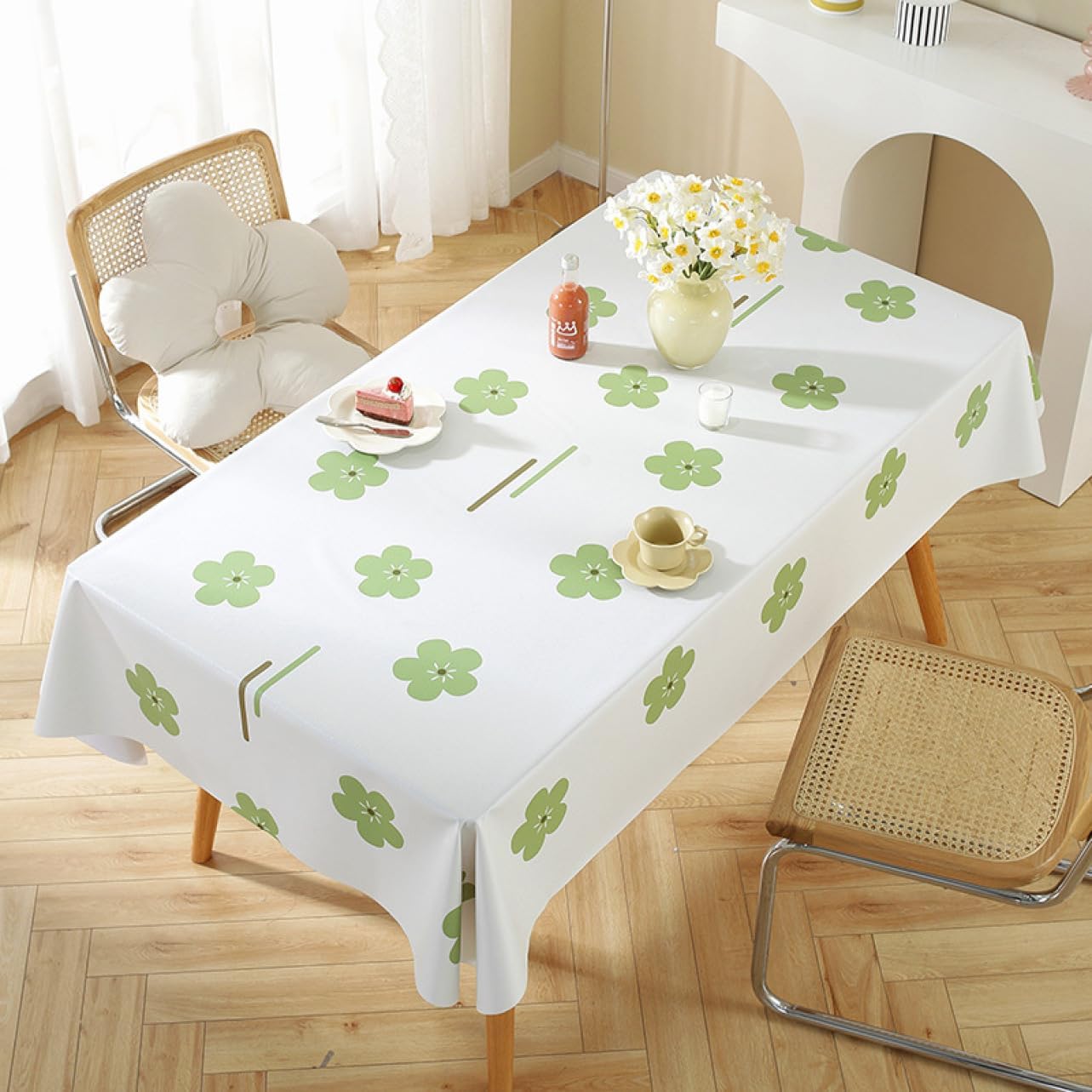 【25％OFFクーポン】テーブルクロス 長方形 北欧 テーブルカバー 撥水 防水 防油 90x135cm 綿麻 おしゃれ 鳥柄 洗濯機で洗える 2-4人用テーブル向け テーブルマット ビニール 耐久 汚れ防止 通気性 お手入