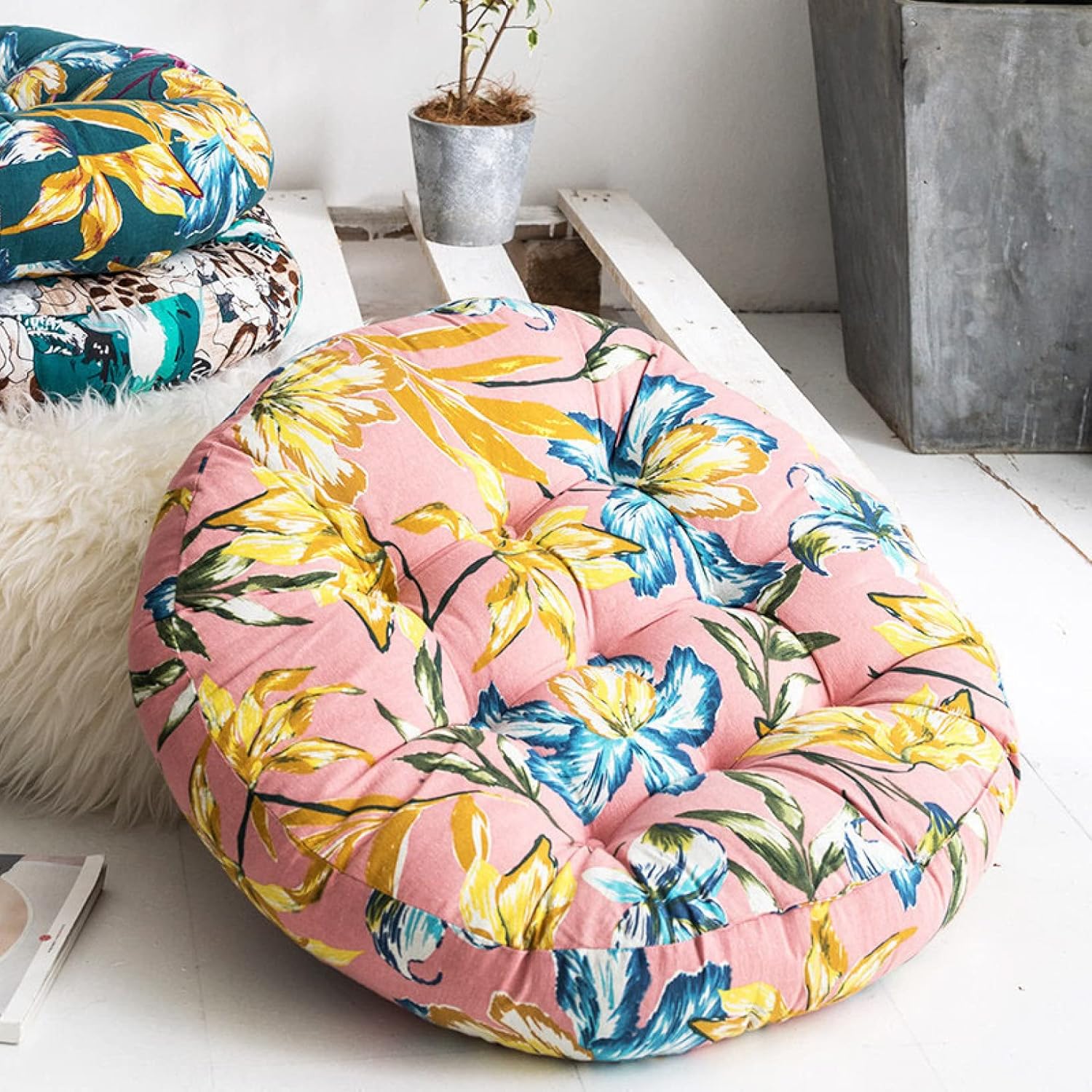 【全店通用25％OFFクーポン】フロアクッション 座布団 大きい 56*10cm*1 厚め おしゃれ ざぶとん クッション おしりが痛くならない 綿座布団 可愛い 座りやすい 椅子 ソファー用 和室 座り心地いい 様式３ 肌触｜大森麗萱