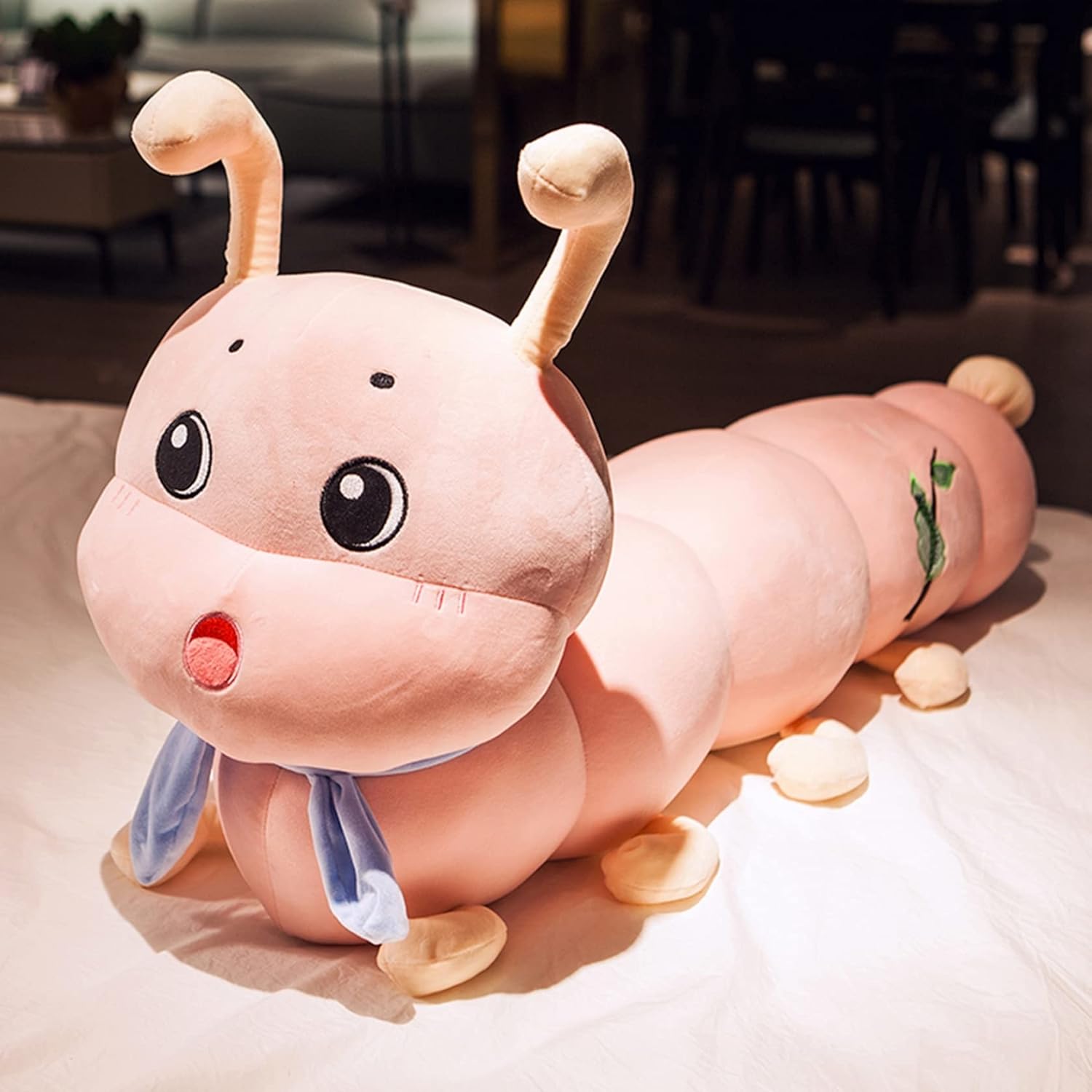 【25％OFFクーポン】毛虫　ぬいぐるみ　抱きぐるみ　大きい　160cm可愛い　面白い　おもちゃ　パーティーの装飾　韓国　柔らかい　癒し系　清潔　クリスマス　お祝い　お誕生日プレゼント　抱き枕　縫い包み　置物　店飾り