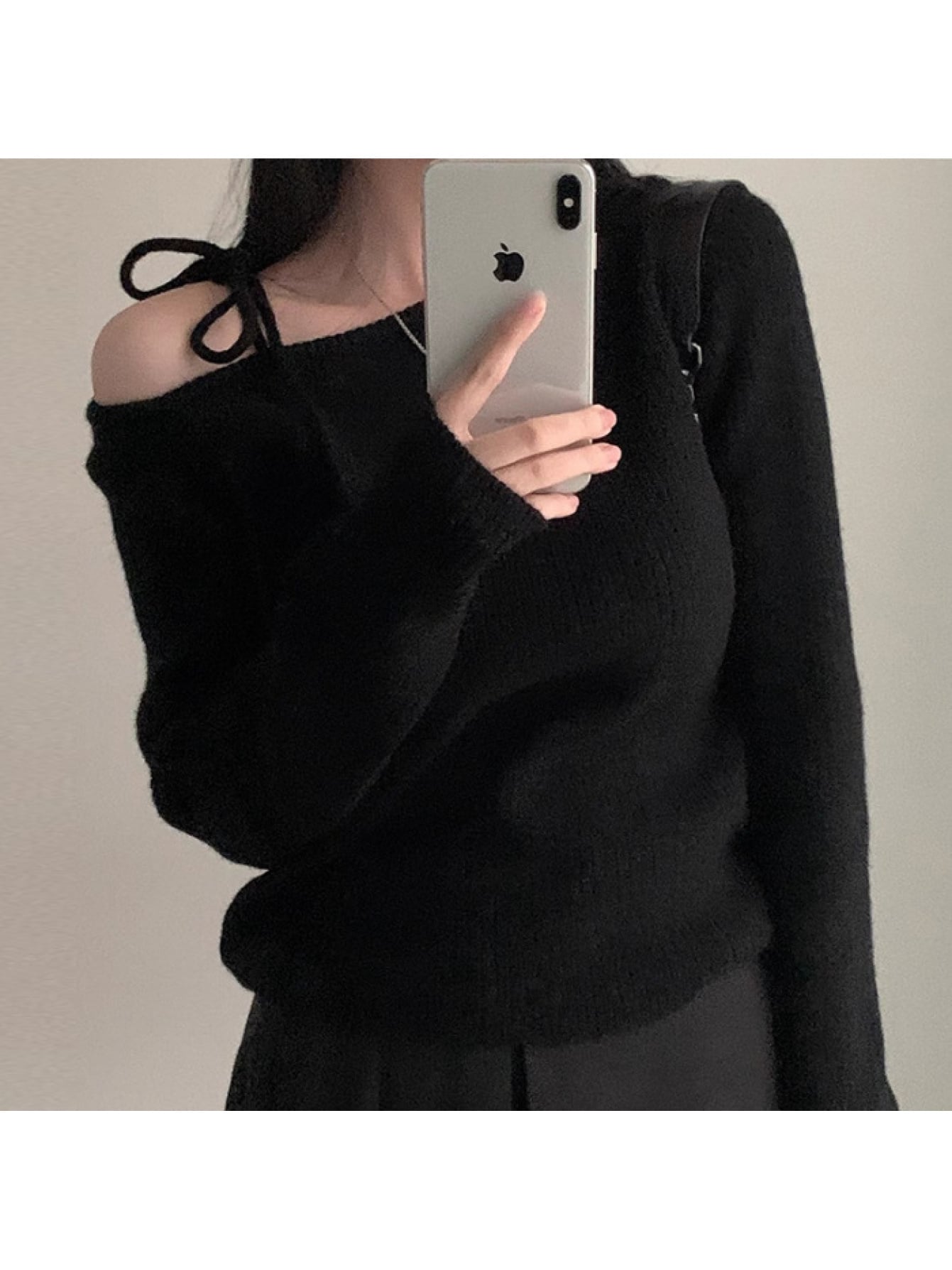 【今日このごろ押さえる、超買得30％OFFクーポン券、2度汐合い絶無】【肩シュロの葉】オフショルダー 編み物 スウェーター レディース トップス 長袖 非対称 肩出し ワンショル 上着 ティーシャツ きつい か細い 相応う 着痩せ 細押し出し 体型覆いかぶせる デ