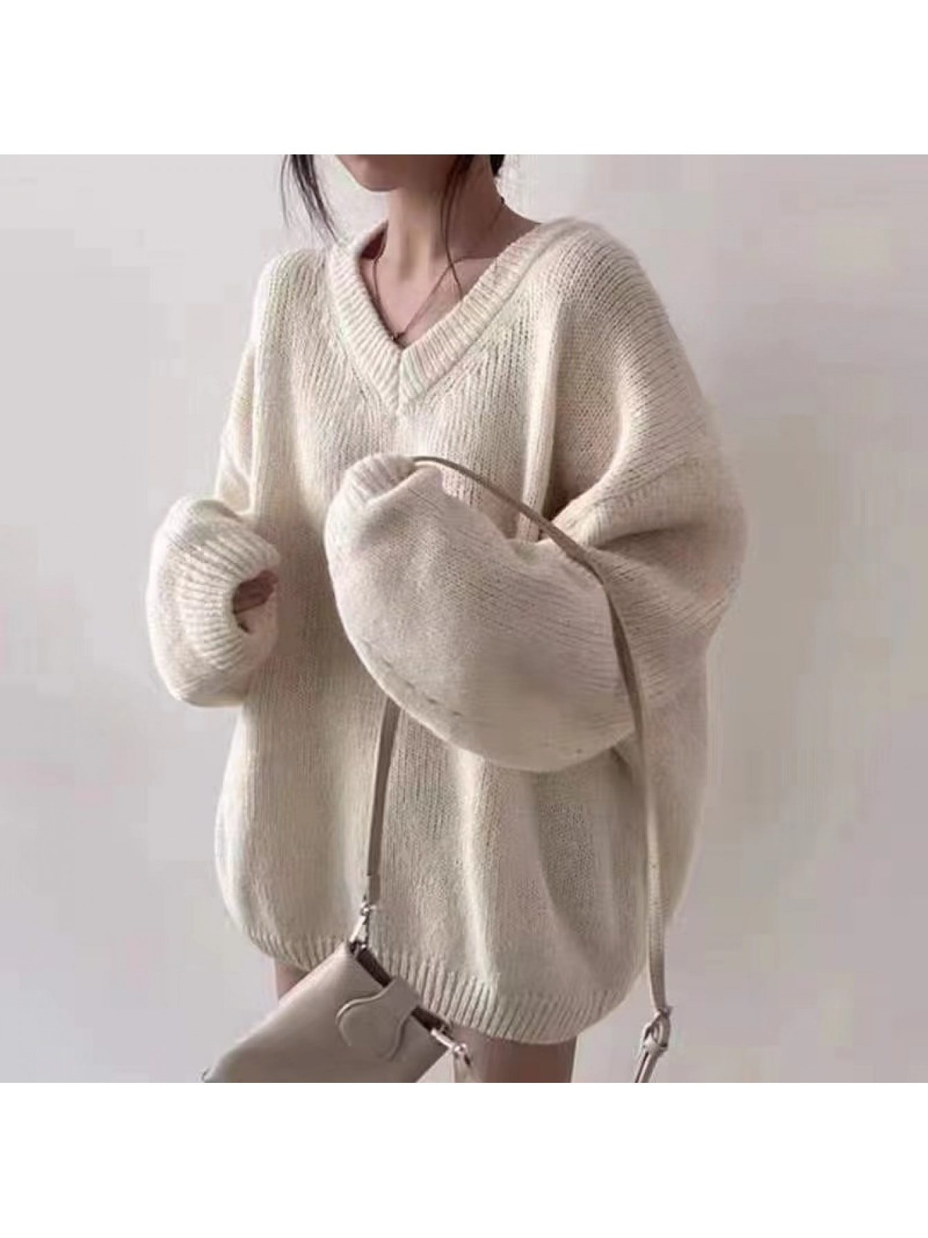 【全店通用25%OFFクーポン】【もちもち触感】ニット セーター レディース Vネック 長袖 厚手 オーバーサイズ ビッグシルエット プルオーバー トップス チュニック ざっくりニット ゆるニット 体型カバー 二の腕カバー|大森麗萱