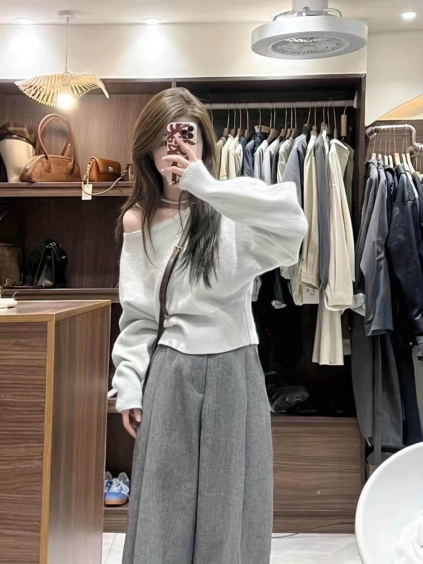 【今日このごろ制限事項、超買得30％OFF引き換え証、2度潮合い皆無】オフショルダー 編み物 レディース スウェーター ドルマンスリーブ 肩出し トップス ワンショル ゆったり ティーシャツ 長袖 秋 冬 春 ざっくり 無地 心地よい 成年者好いたらしい 好いたらしいめ アシメ