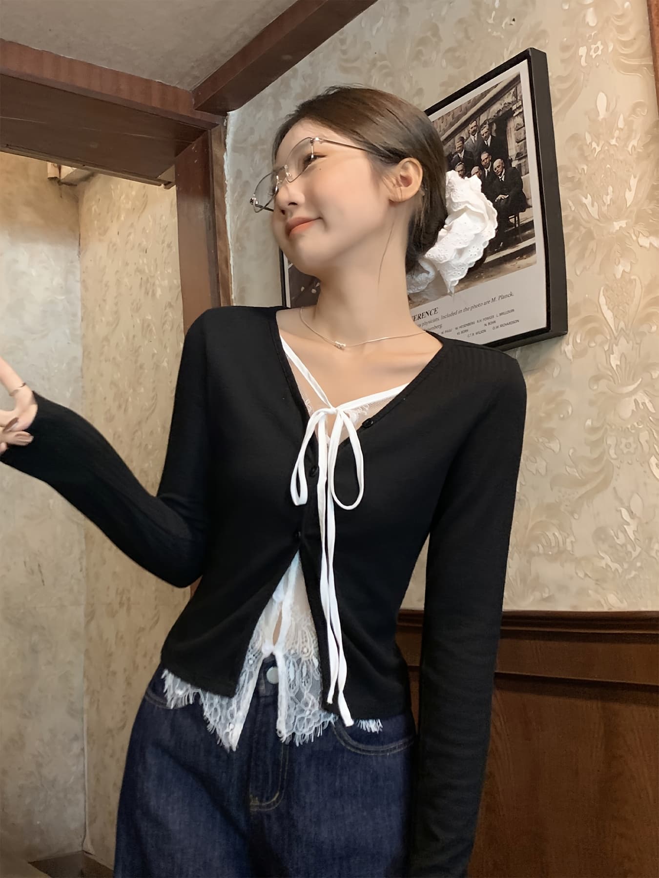 【今日このごろ押さえる、超買得30％OFF引き換え証、2度潮どき皆無】トップ レディース ジレー スピード競技 トップス 重ね着風 フェイクレイヤード シュロの葉 紐 長袖 Vのど首 カットソー 韓国流行り物 成年者好いたらしい 女子らしい ガーリー 好いたらしいめ カジュ