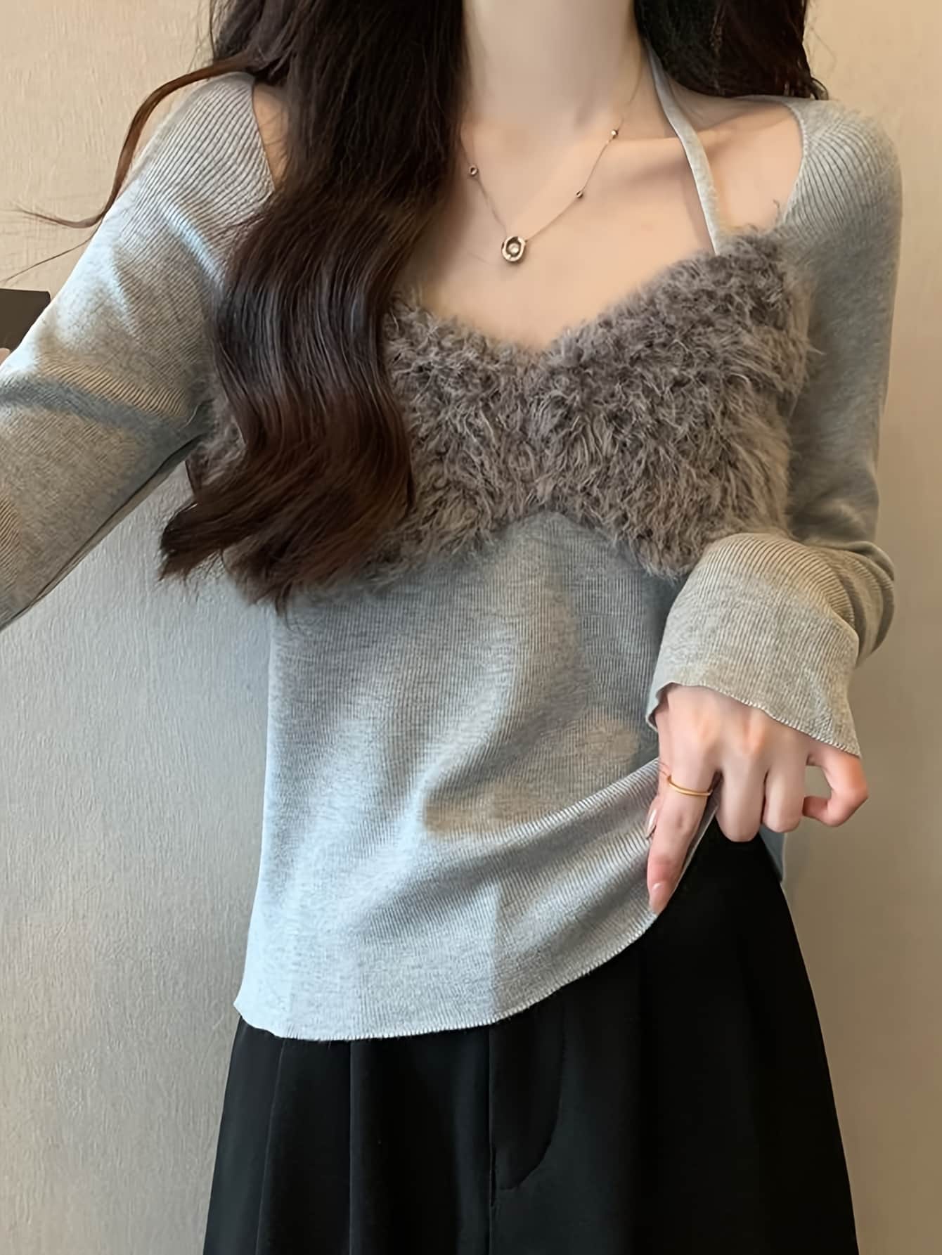 【今日このごろ制限事項、超買得30％OFF引き換え証、2度潮合い皆無】編み物 レディース スウェーター トップス 重ね着風 フェイクファー シャギー うつり変わり リブニット 長袖 真四角のど首 ホルターネック風 縛 カットソー ティーシャツ 好いたらしいめ 成年者可