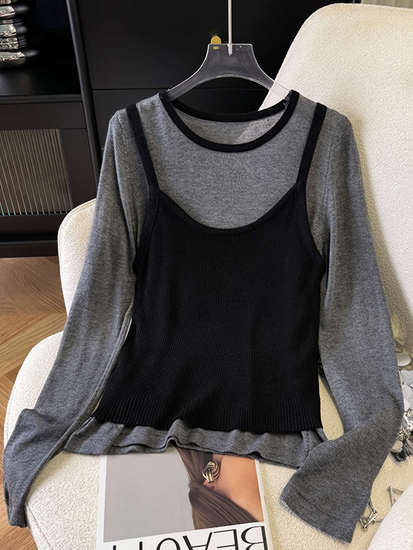 【全店通用25％OFFクーポン】【重ね着風】フェイクレイヤード ニット トップス レディース 長袖 カットソー プルオーバー ビスチェ風 バイカラー 配色 クルーネック 丸首 ロンT セーター 伸縮性 韓国ファッション 大人｜大森麗萱