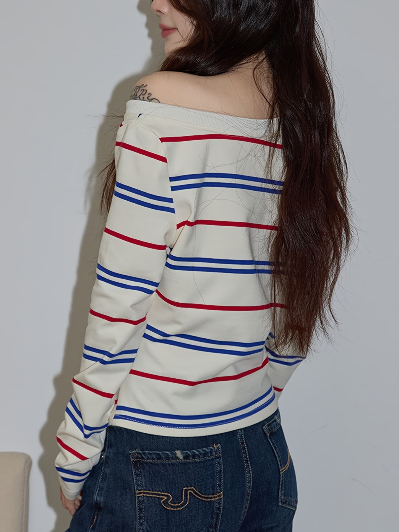 【全店30％OFF引き換え証があり】【2way】間借り人 カットソー レディース オフショルダー 肩出し トップス ロンT 長袖 プルオーバー 襟ぐり 広め 壱肩部 韓国 流行り物 色彩設計 マルチ間借り人 伸縮性 伸ばすこと 好いたらしいめ 艶っぽい