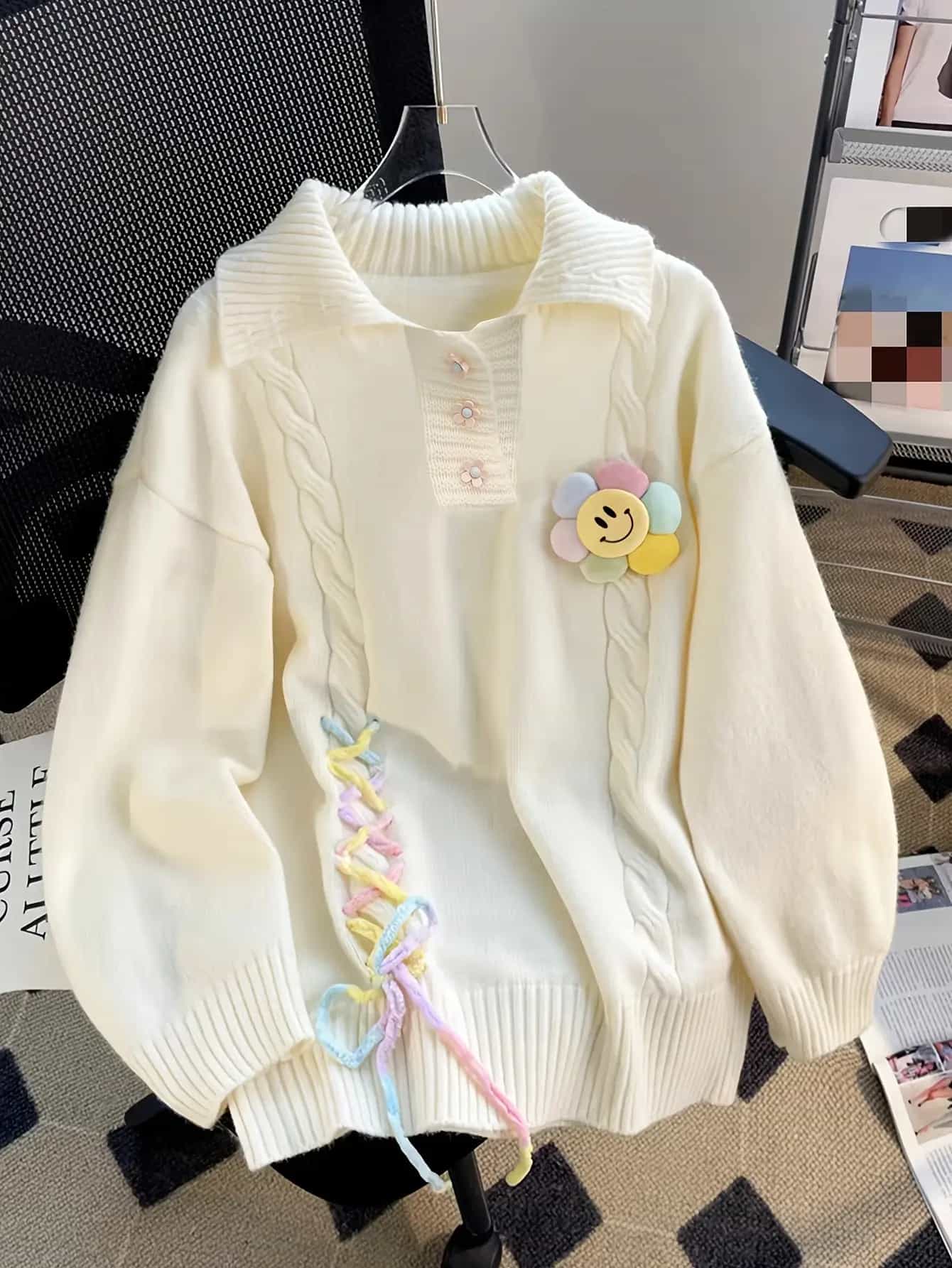 【全店30％OFFクーポンがあり】【大人可愛い】 ニット セーター レディース 襟付き ポロネック ケーブル編み ゆったり トップス レースアップ 編み上げ カラフル 紐 花 ビッグシルエット オーバーサイズ プルオーバー スキッパー 厚手 暖かい｜大森麗萱