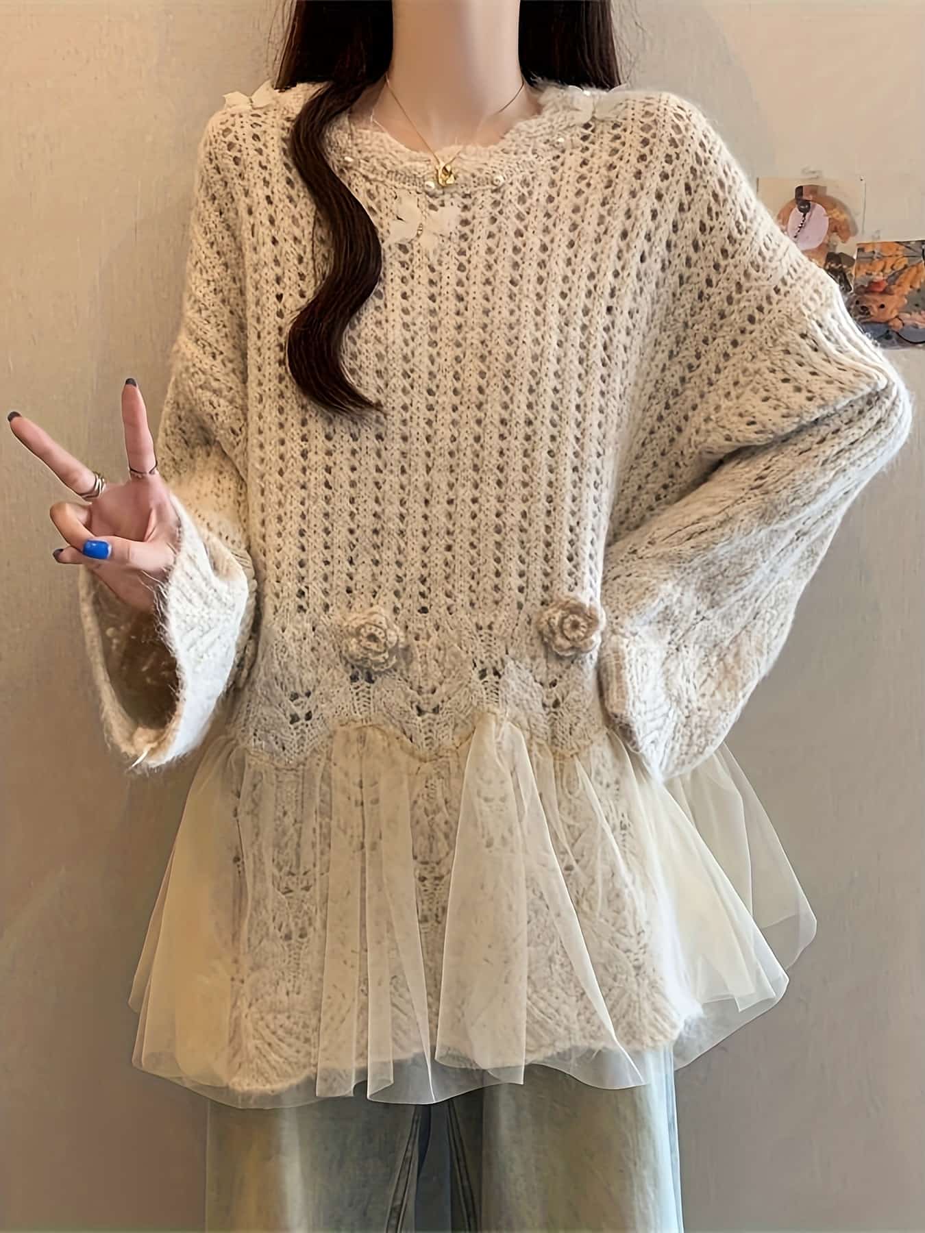 【全店30％OFFクーポンがあり】【立体フラワー】ニット レディース セーター チュール 切替 シアー 透かし編み トップス プルオーバー パール ビジュー 花 モチーフ 刺繍 蝶々 ゆったり オーバーサイズ 体型カバー 着痩せ 華やか 大人可愛い｜大森麗萱 11,599円