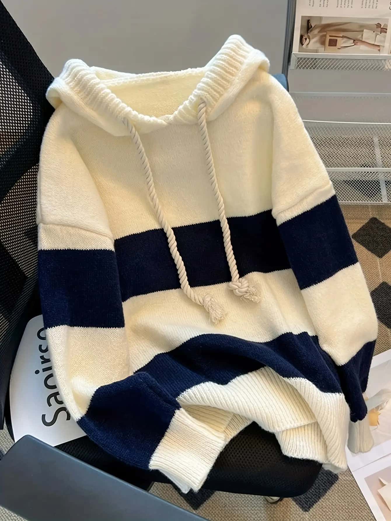 【全店30%OFFクーポンがあり】ニット パーカー レディース ボーダー セーター フーディー プルオーバー トップス 長袖 厚手 ゆったり オーバーサイズ ビッグシルエット チュニック丈 お尻が隠れる 体型カバー 着痩せ フード付き ドロスト カジ|大森麗萱