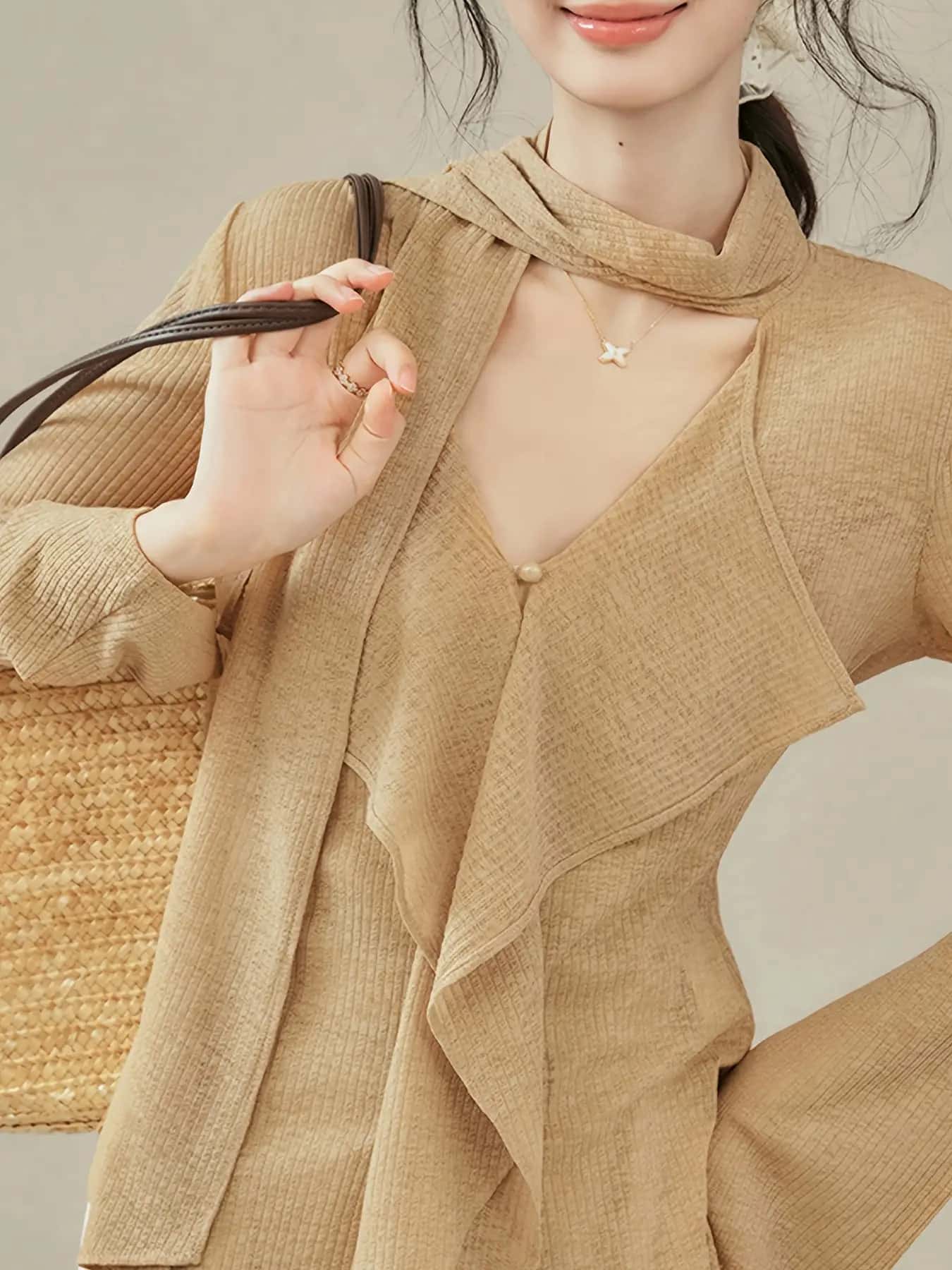 【全店30％OFF引き換え証があり】【即納】編み物 レディース トップス 長袖 非対称 チョー鉄道車両風 リブニット スウェーター ティーシャツ カットソー 韓国流行り物 好いたらしいめ 成年者好いたらしい 執務室 通い OL 心地よい 流行り物 襟付き添い人 Ｖネ