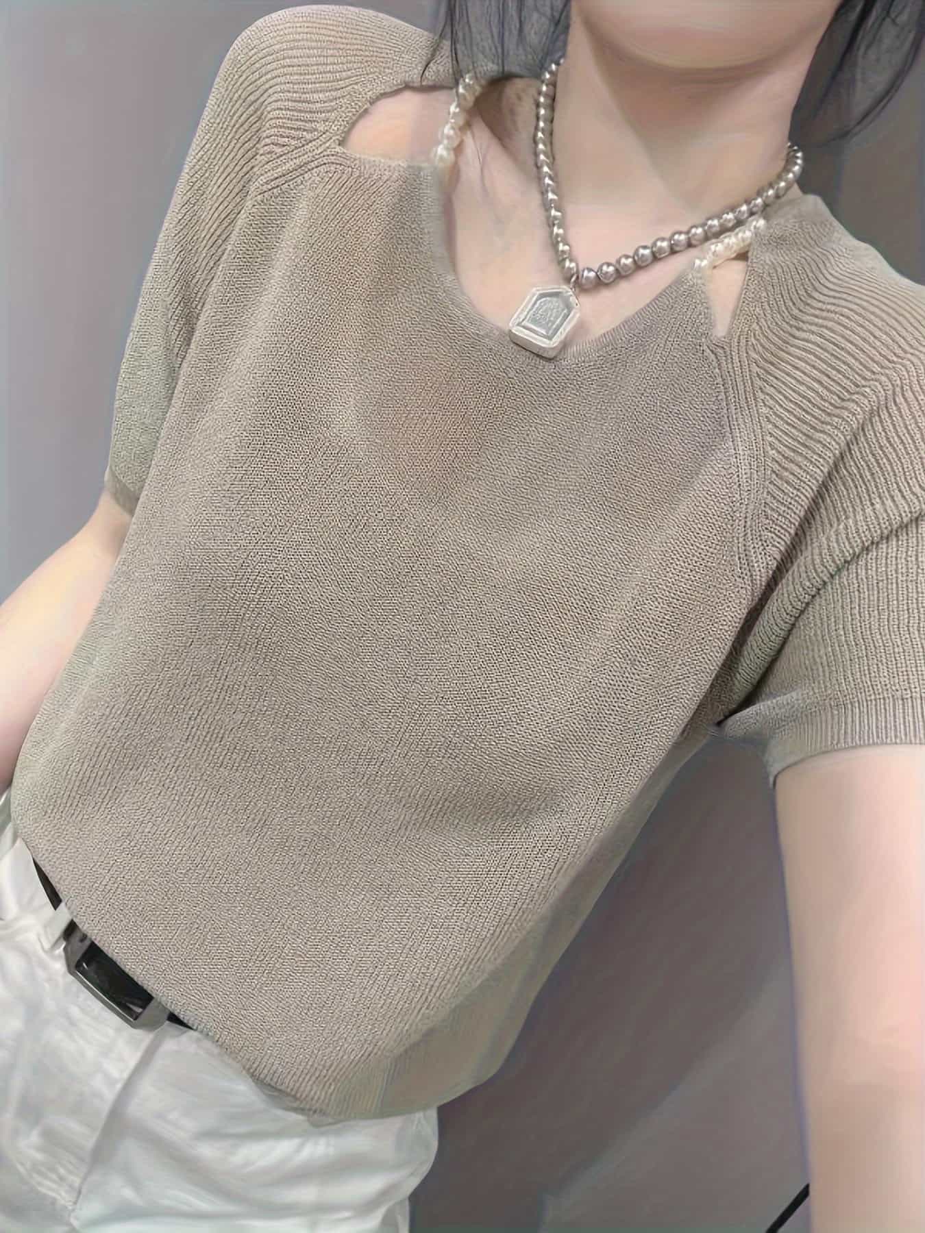 【全店30％OFF引き換え証】【肩食い違い青写真】炎節編み物 半袖 レディース トップス 春 夏 秋 リブニット カットアウト パール付き添い人 スウェーター ５分袖 無地 好いたらしいめ 成年者好いたらしい 体型押しかぶせる 着痩せ 細押し出し 鎖骨押し出し 冷やりとした 二の腕押しかぶせる 通い